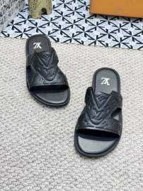Picture of Louis Vuitton Slippers _SKULVsz38-45mnf04151348